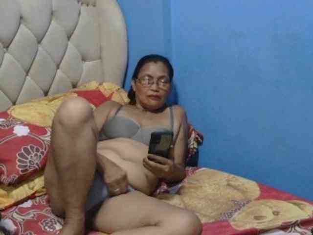 hOtGranny4u hOtGranny4u