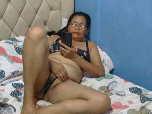 hOtGranny4u webcam