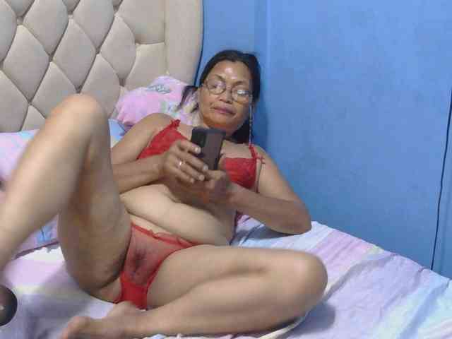 hOtGranny4u webcam