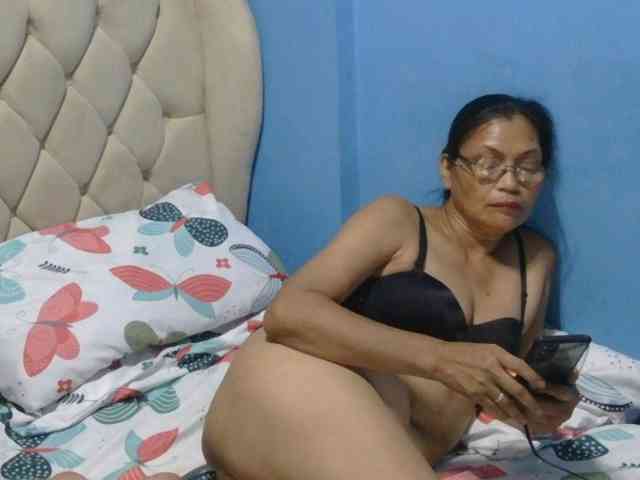 hOtGranny4u webcam