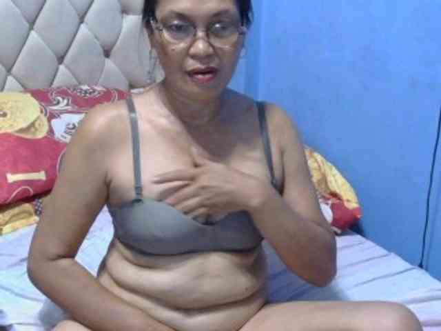 hOtGranny4u webcam