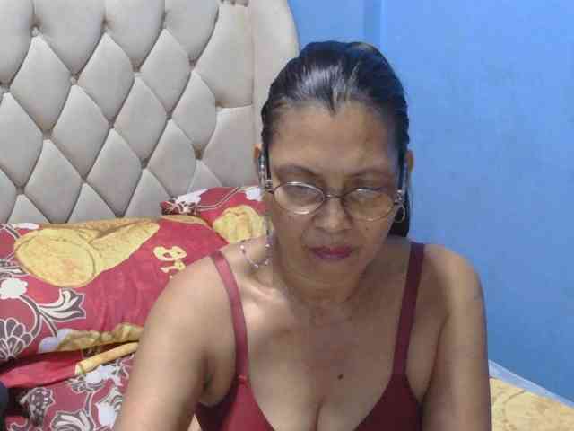 hOtGranny4u webcam