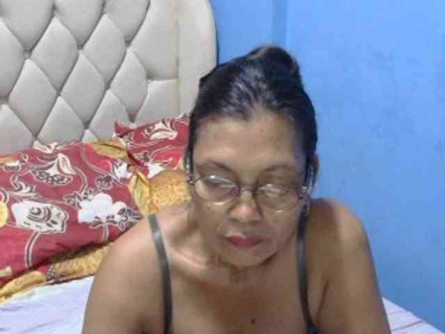 hOtGranny4u
