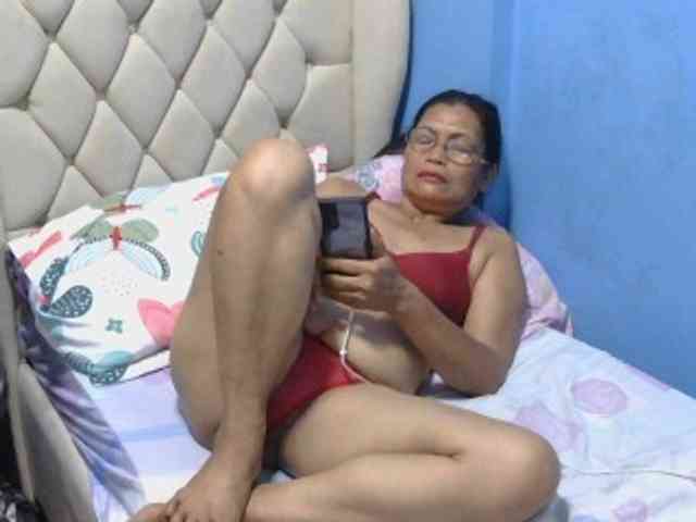 hOtGranny4u