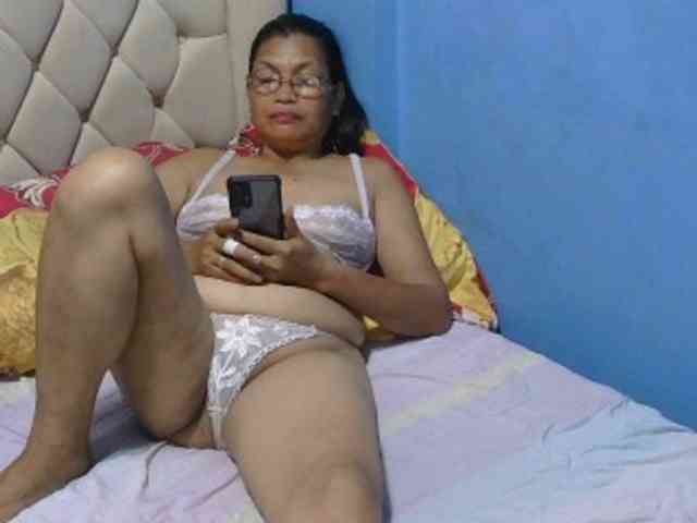 hOtGranny4u