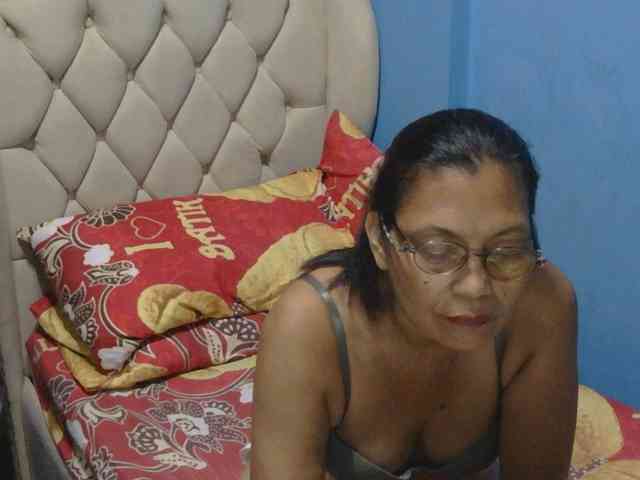 hOtGranny4u webcam