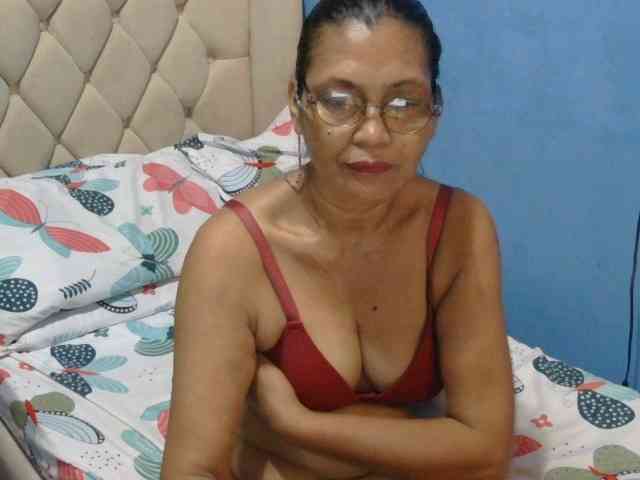 hOtGranny4u webcam