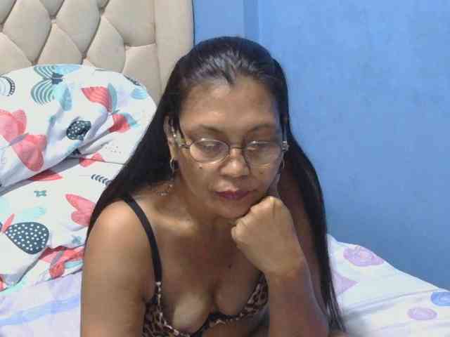 hOtGranny4u