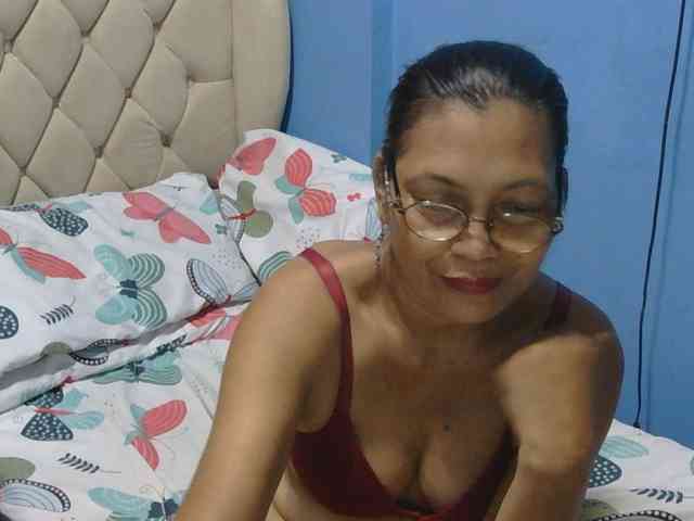 hOtGranny4u
