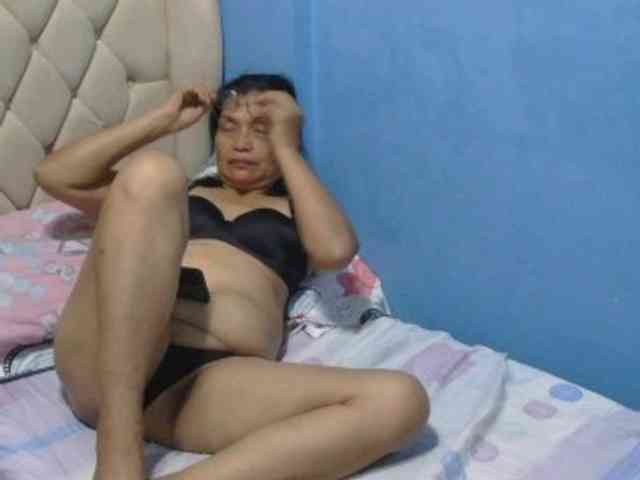 hOtGranny4u webcam