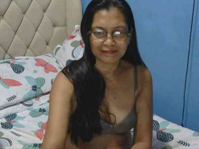 hOtGranny4u webcam