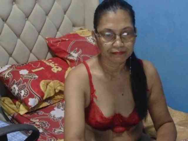 hOtGranny4u webcam