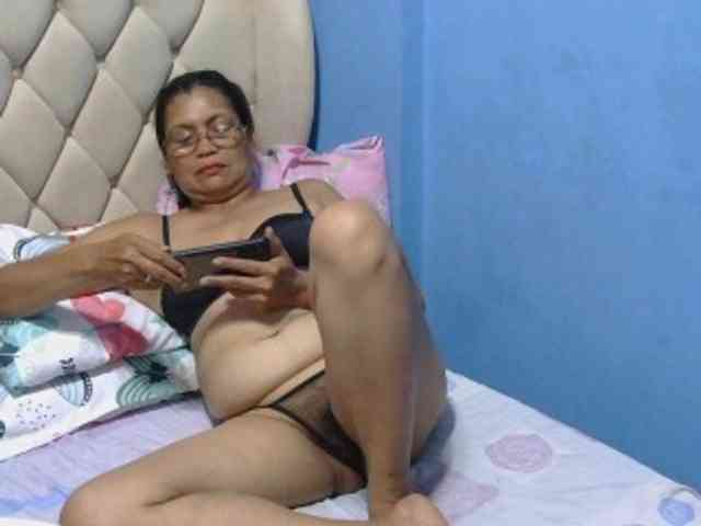 hOtGranny4u hOtGranny4u
