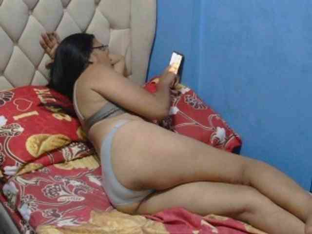hOtGranny4u webcam