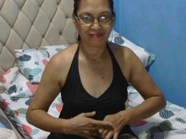 hOtGranny4u webcam