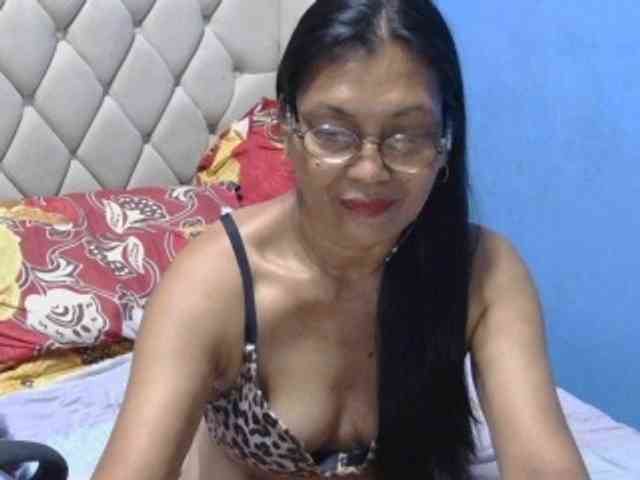 hOtGranny4u