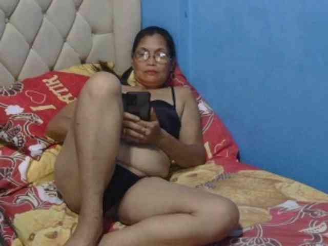 hOtGranny4u hOtGranny4u