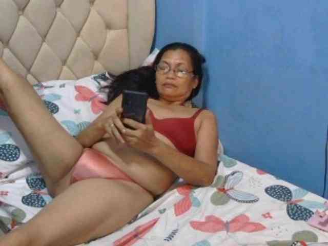 hOtGranny4u webcam