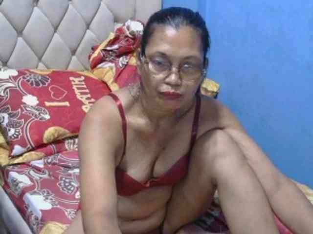hOtGranny4u
