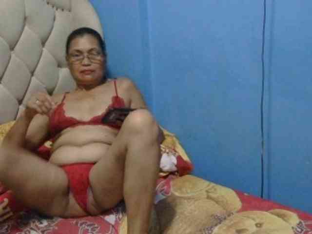 hOtGranny4u hOtGranny4u