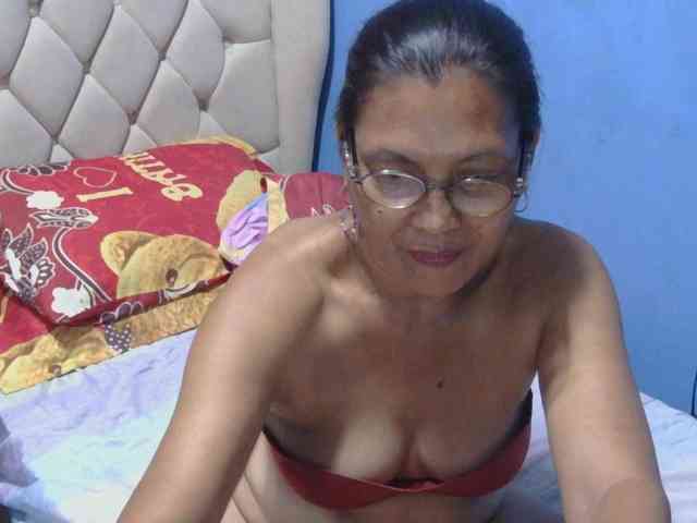 hOtGranny4u webcam