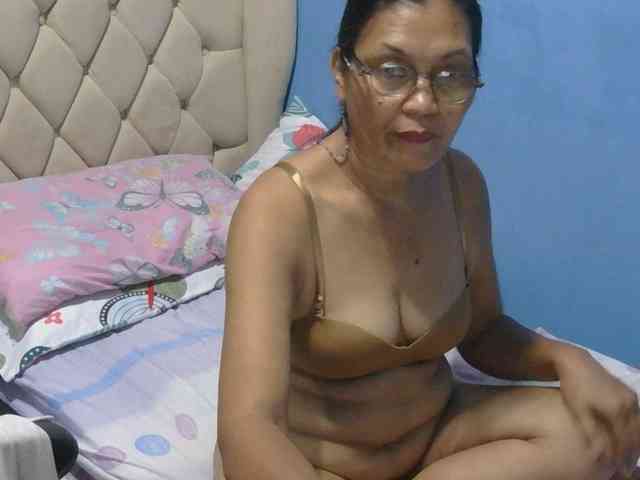 hOtGranny4u