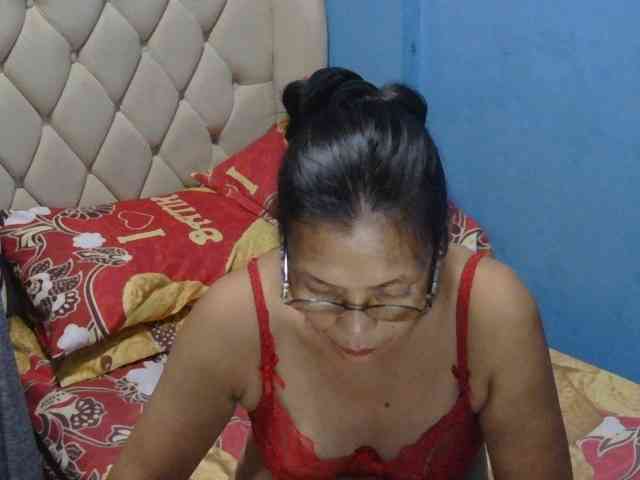 hOtGranny4u webcam