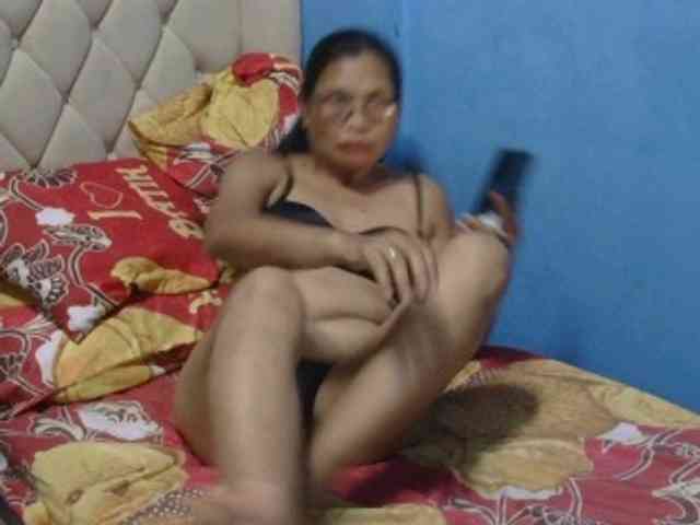 hOtGranny4u webcam