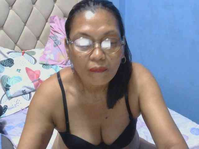 hOtGranny4u webcam