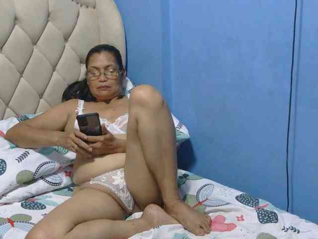 hOtGranny4u hOtGranny4u