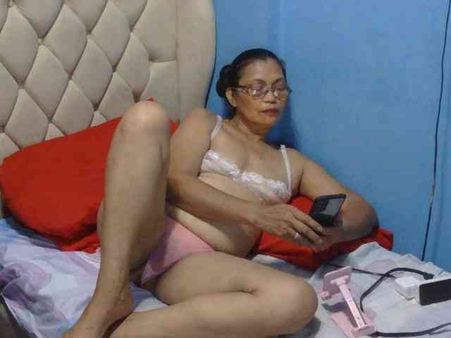 hOtGranny4u webcam