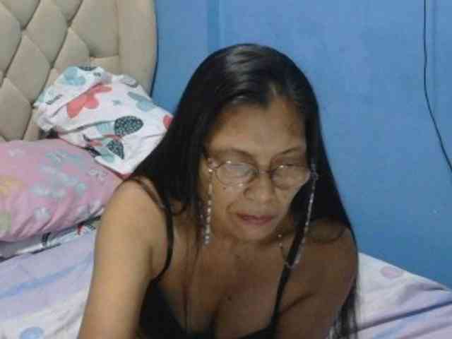 hOtGranny4u webcam