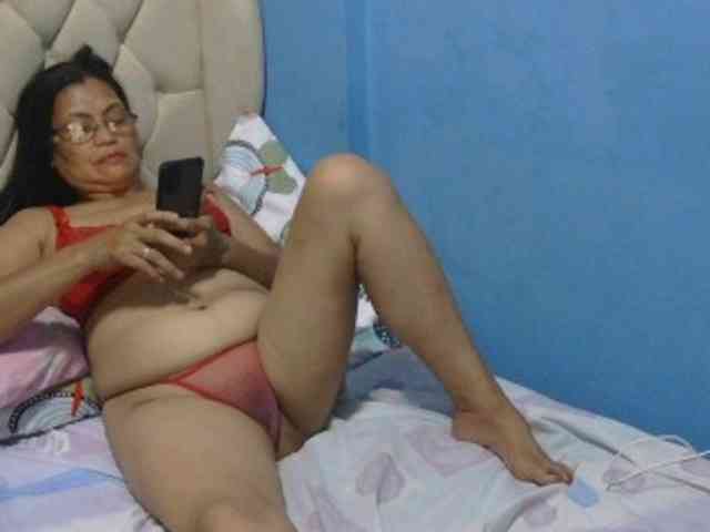 hOtGranny4u webcam