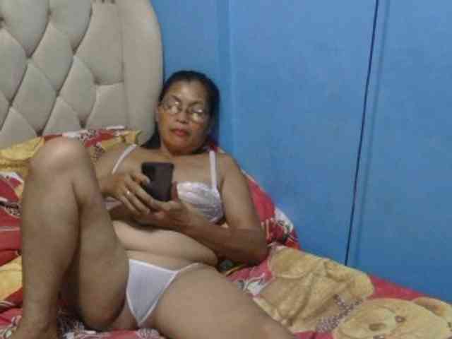 hOtGranny4u