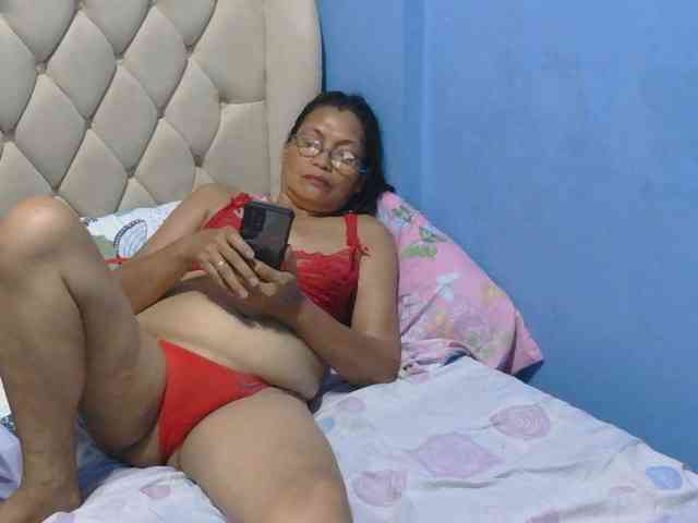 hOtGranny4u webcam