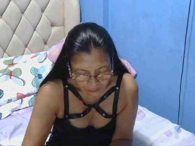 hOtGranny4u webcam