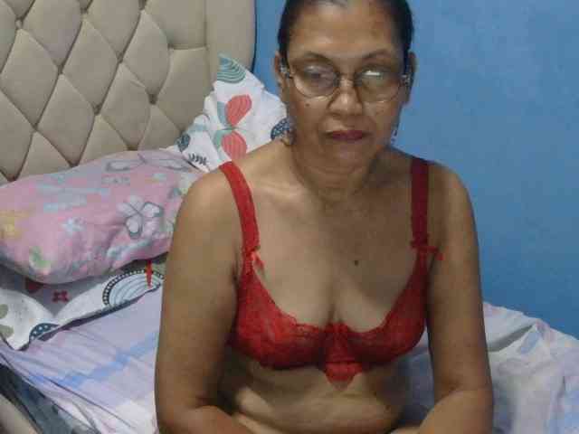 hOtGranny4u webcam