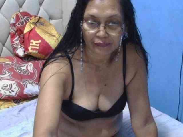 hOtGranny4u webcam