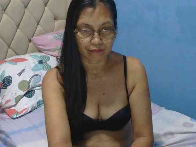 hOtGranny4u webcam