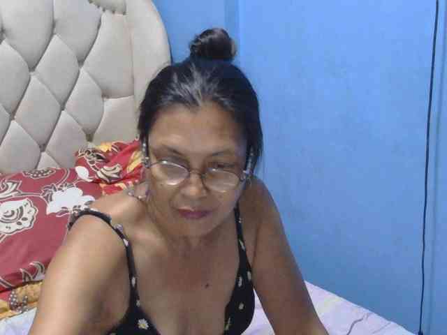 hOtGranny4u webcam