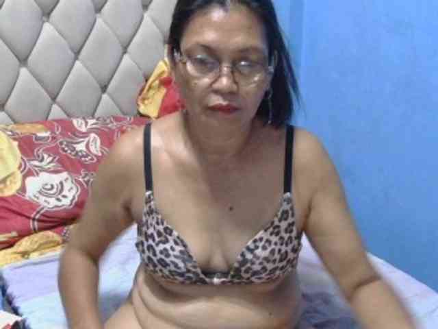 hOtGranny4u