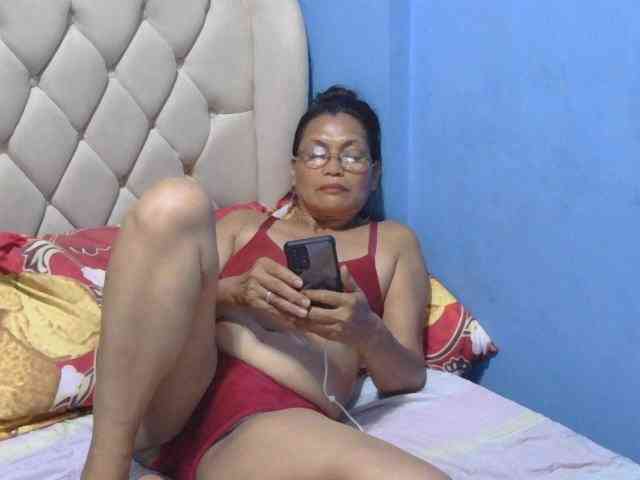 hOtGranny4u