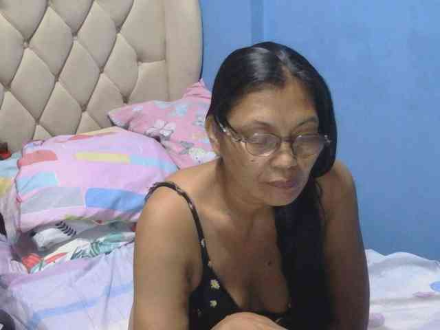 hOtGranny4u webcam