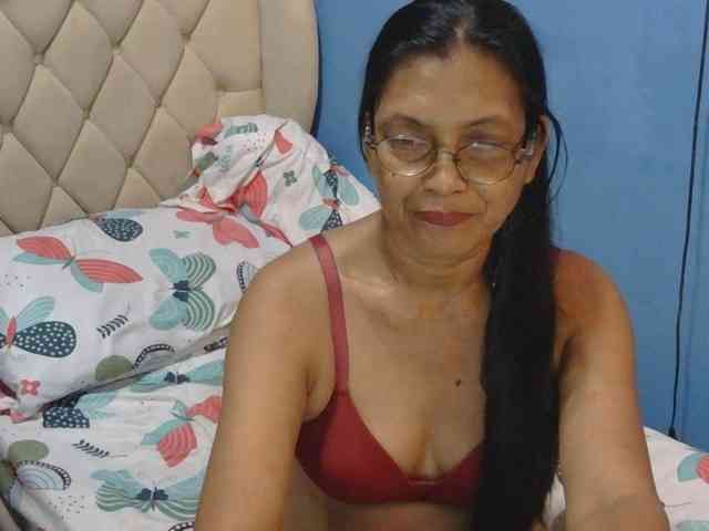 hOtGranny4u webcam