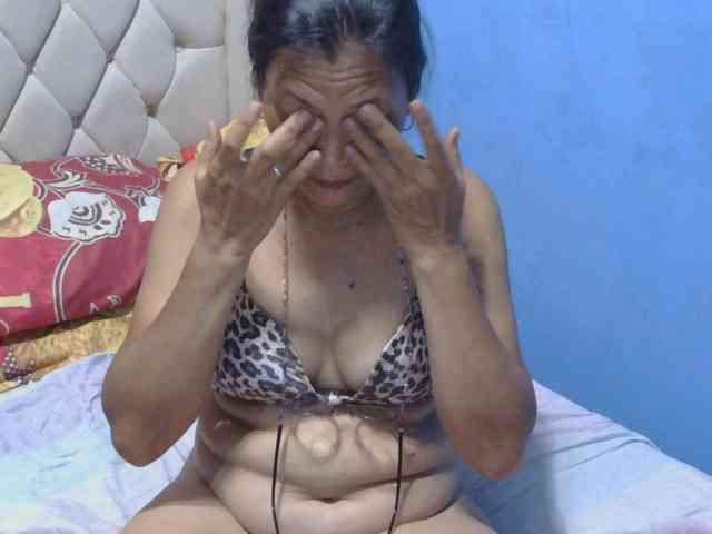 hOtGranny4u