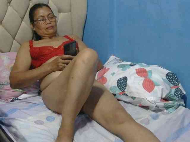 hOtGranny4u webcam