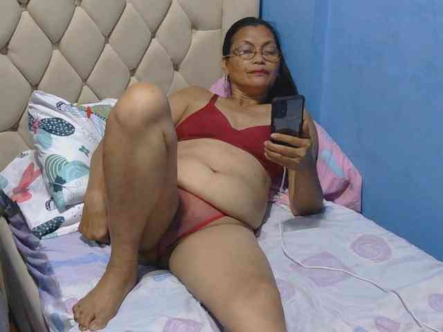 hOtGranny4u webcam
