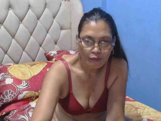 hOtGranny4u webcam