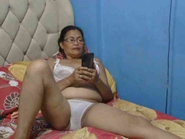 hOtGranny4u
