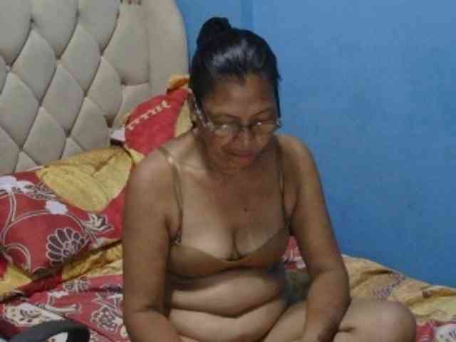 hOtGranny4u
